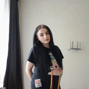 Вагітна Землянко Вікторія просить про допомогу