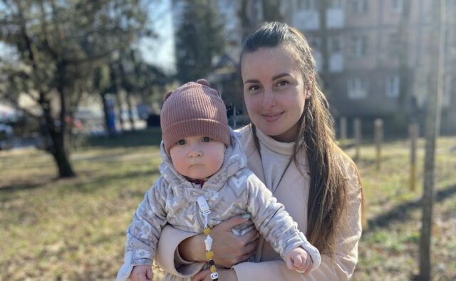 Допомога мамам і дітям